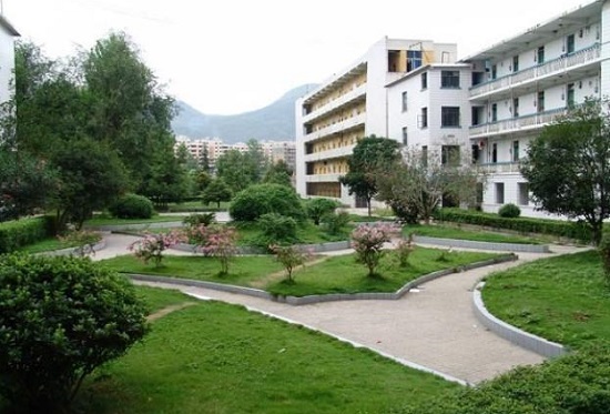 临沂郯城县人高考学费标准