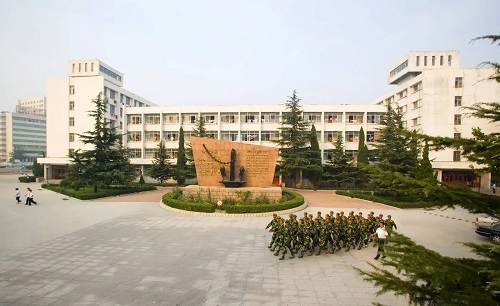 �����س��˸߿�������ַ���ġ�����ʱ�䡢���̡�