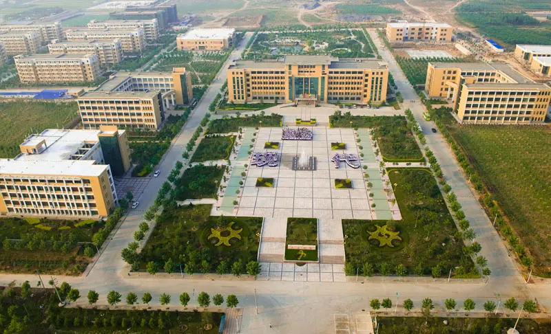 �����س��˸߿�������ַ���ġ�����ʱ�䡢���̡�