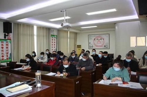 �����г��˸߿�������ַ���ġ�����ʱ�䡢���̡�