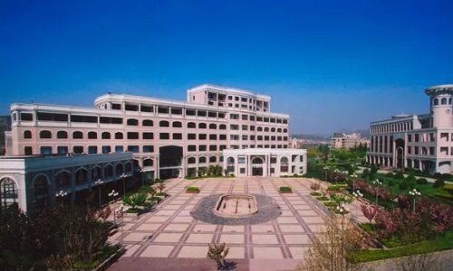 �����г��˸߿�������ַ���ġ�����ʱ�䡢���̡�