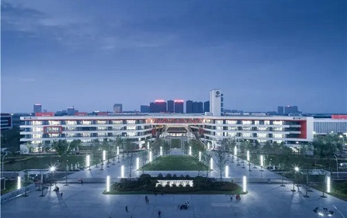 �޳��г��˸߿�������ַ���ġ�����ʱ�䡢���̡�