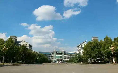 �����г��˸߿�������ַ���ġ�����ʱ�䡢���̡�