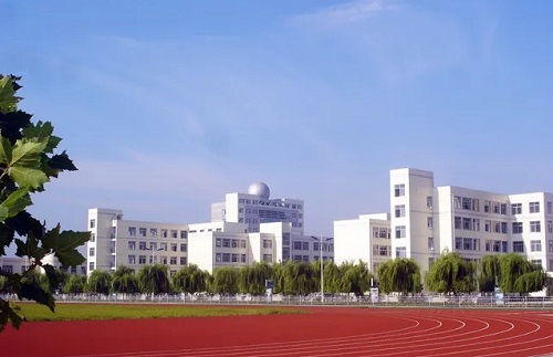 �����г��˸߿�������ַ���ġ�����ʱ�䡢���̡�