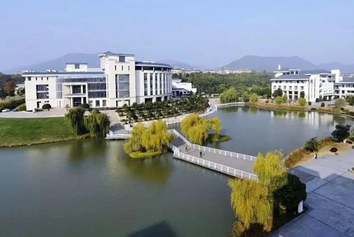 �����г��˸߿���ô���и�ϰ����