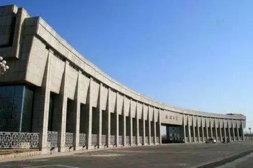 �����г��˸߿����Կ�Ŀ�Ϳ��Դ��