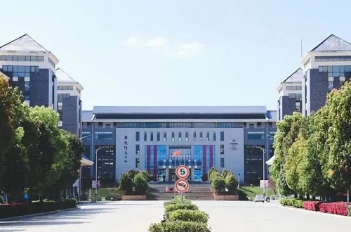 �����г��˸߿����Կ�Ŀ�Ϳ��Դ��